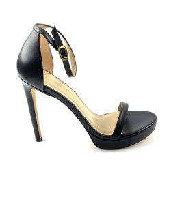 stuart weitzman
