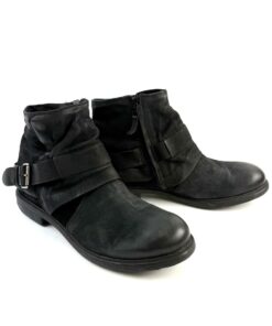 Alternative view of BRUCE BROWN