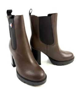 Alternative view of TOMMY HILFIGER