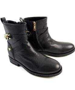 Alternative view of LOVE MOSCHINO