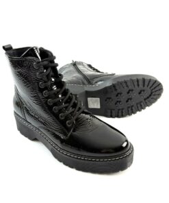 Alternative view of JOLANA & FENENA