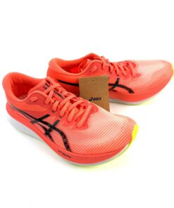Alternative view of ASICS SPEED 3