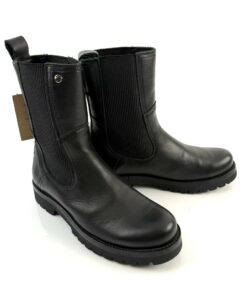 Alternative view of PANAMA JACK