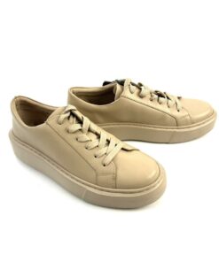 Alternative view of GINO ROSSI