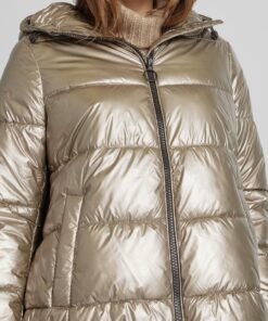 Alternative view of CHRISTIAN BERG SELECTION