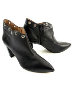 Alternative view of GENNIA