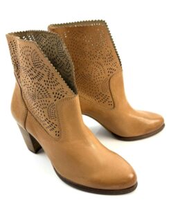 Alternative view of UGG Thames Seaweed Perforated Pointed Heeled