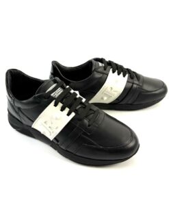 Alternative view of JOHN RICHMOND