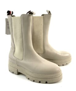 Alternative view of TOMMY HILFIGER