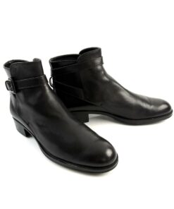 Alternative view of TOD'S