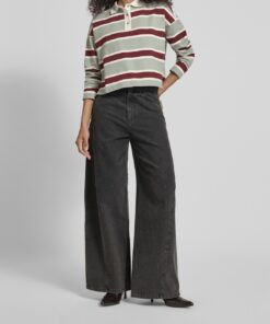 Alternative view of JAKE'S STUDIO