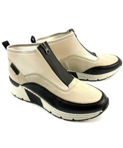 Alternative view of RIEKER