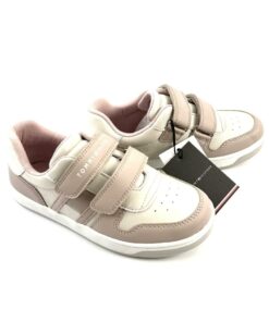 Alternative view of Tommy Hilfiger