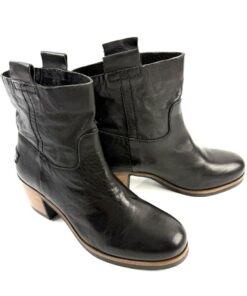 Alternative view of SHABBIES