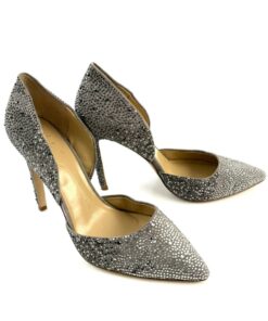 Alternative view of LOLA CRUZ