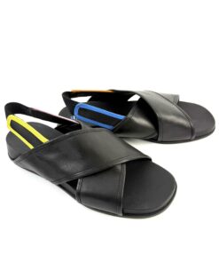 Alternative view of CAMPER TWINS