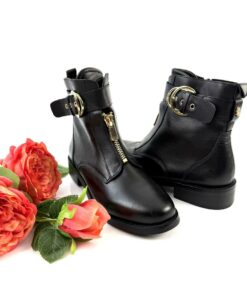 Alternative view of MEXX