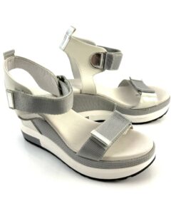 Alternative view of NERO GIARDINI