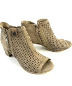 Alternative view of NERO GIARDINI