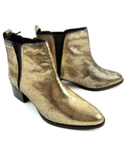 Alternative view of PEPE JEANS