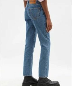 Alternative view of VETEMENTS