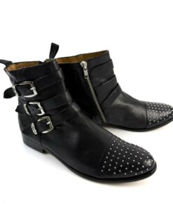 Alternative view of MELVIN & HAMILTON