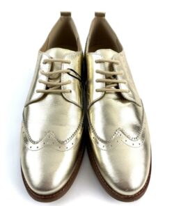 Alternative view of ANNA FIELD liels izmers!