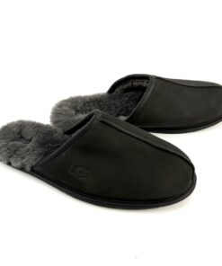 Alternative view of UGG čības