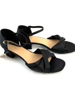 Alternative view of ANNA FIELD liels izmērs!