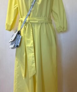 Alternative view of Lu Li Lina