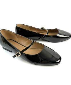 Alternative view of ANNA FIELD