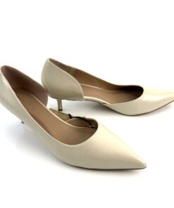 Alternative view of ANNA FIELD