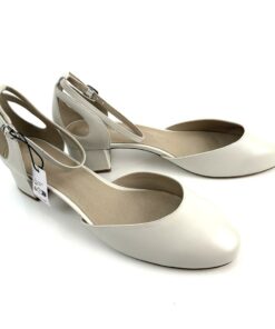 Alternative view of ANNA FIELD liels izmērs!