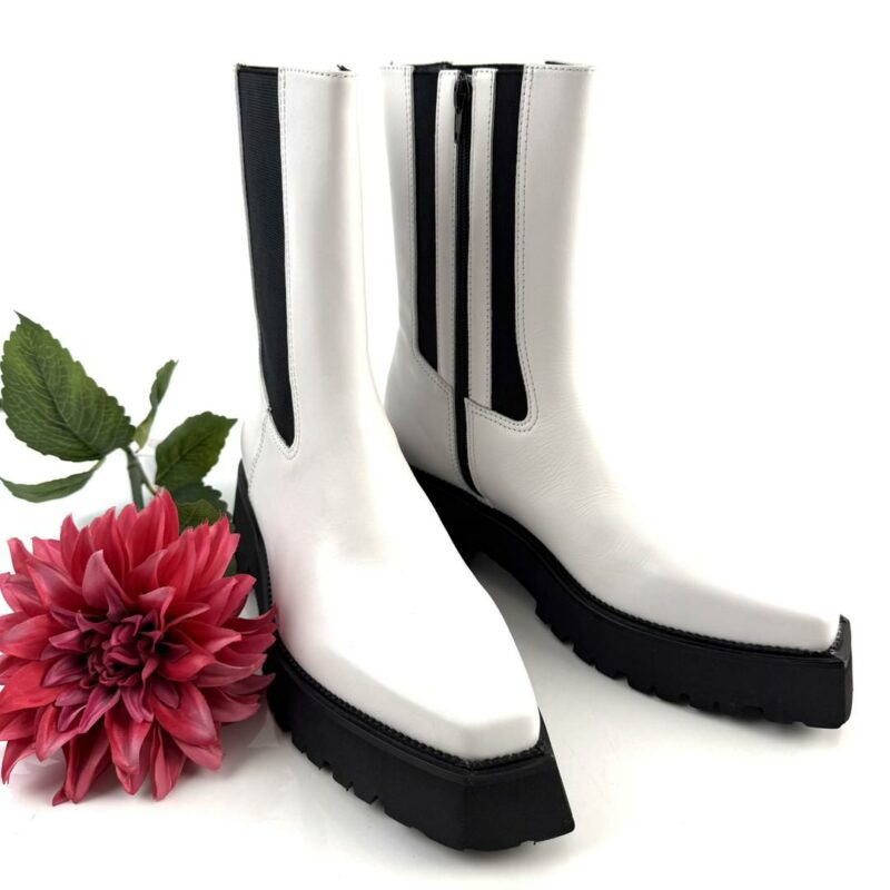 Jeffrey Campbell