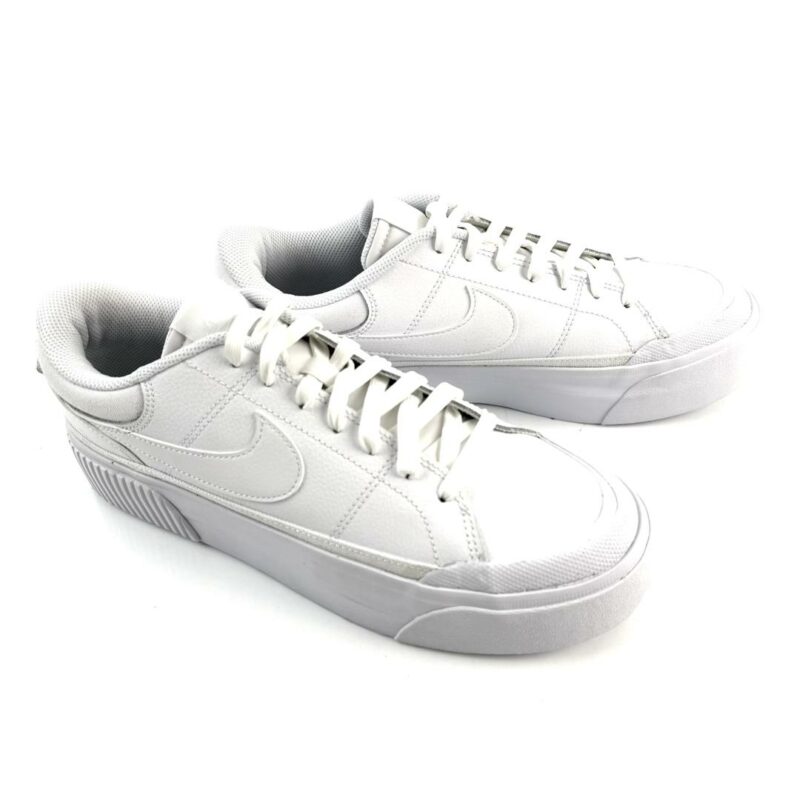 NIKE - Image 2