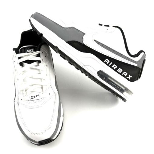 NIKE AIR