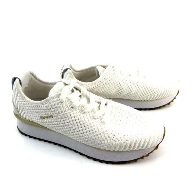 GANT - Image 2
