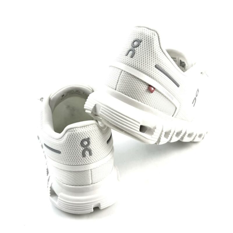 ON CLOUD - Image 6