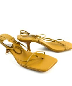 Alternative view of JEFFREY CAMPBELL