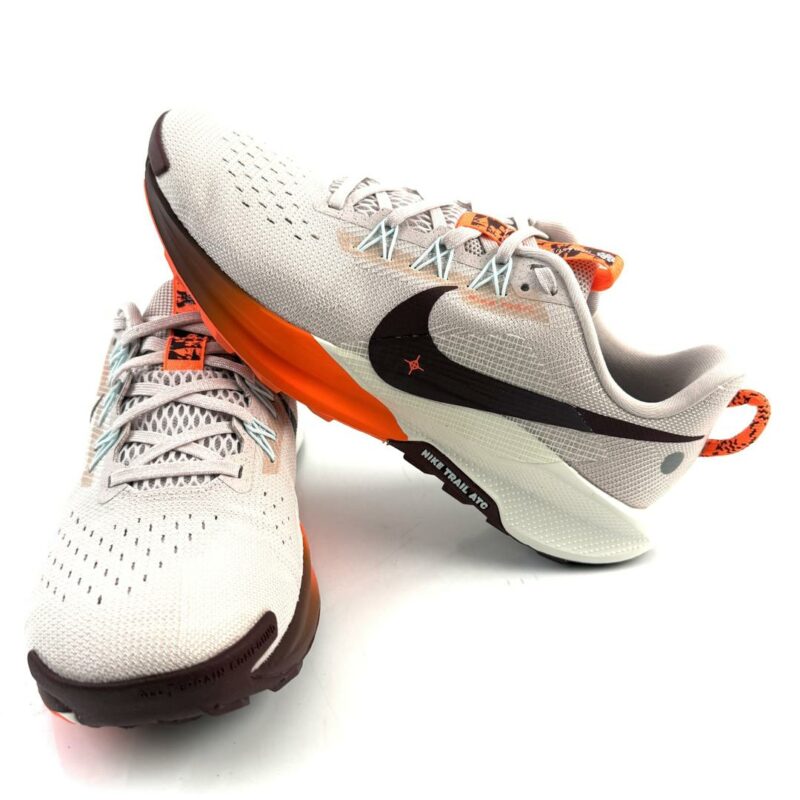 NIKE AIR