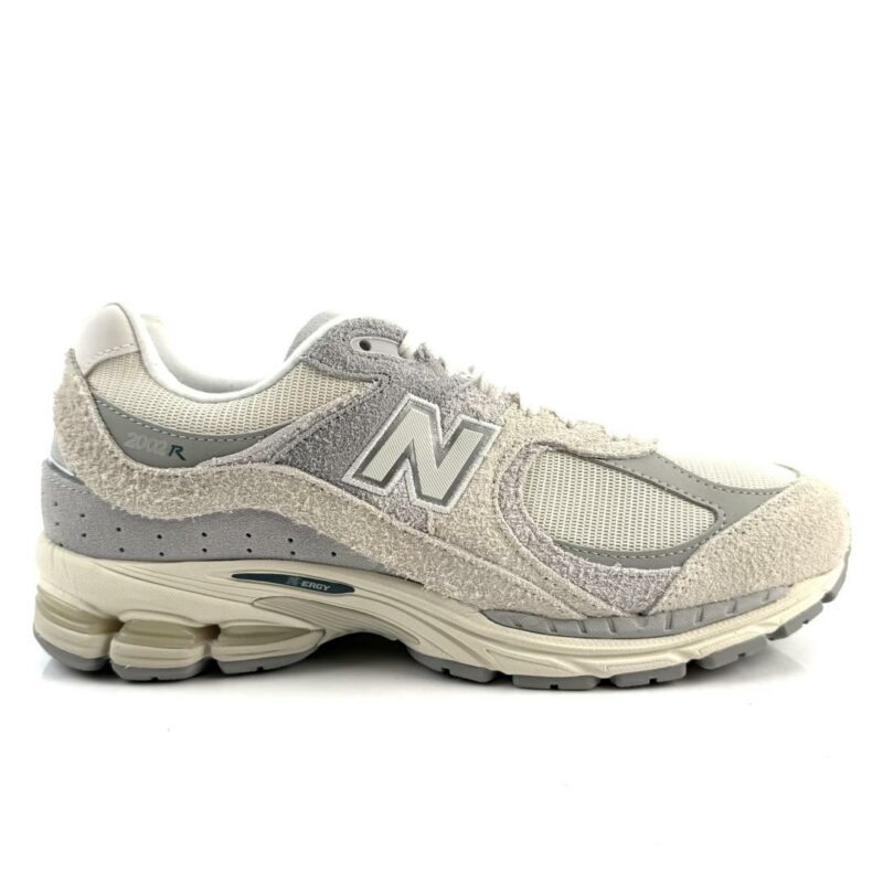 NEW BALANCE 2002 - Image 4