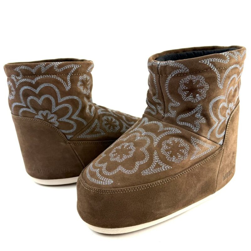 MOON BOOT