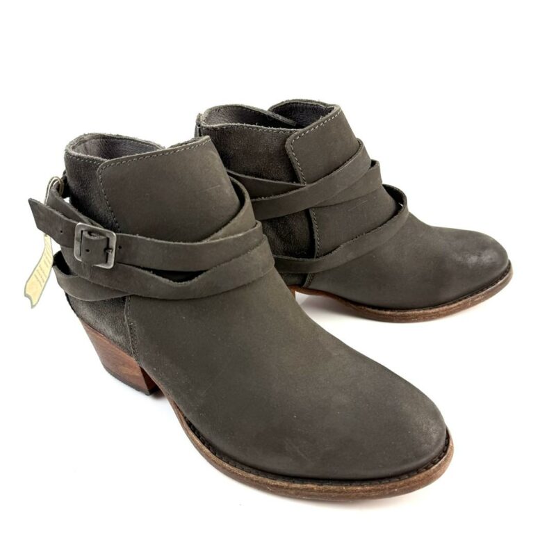 H ENGLAND - Image 2