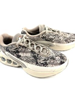 Alternative view of NIKE AIR MAX