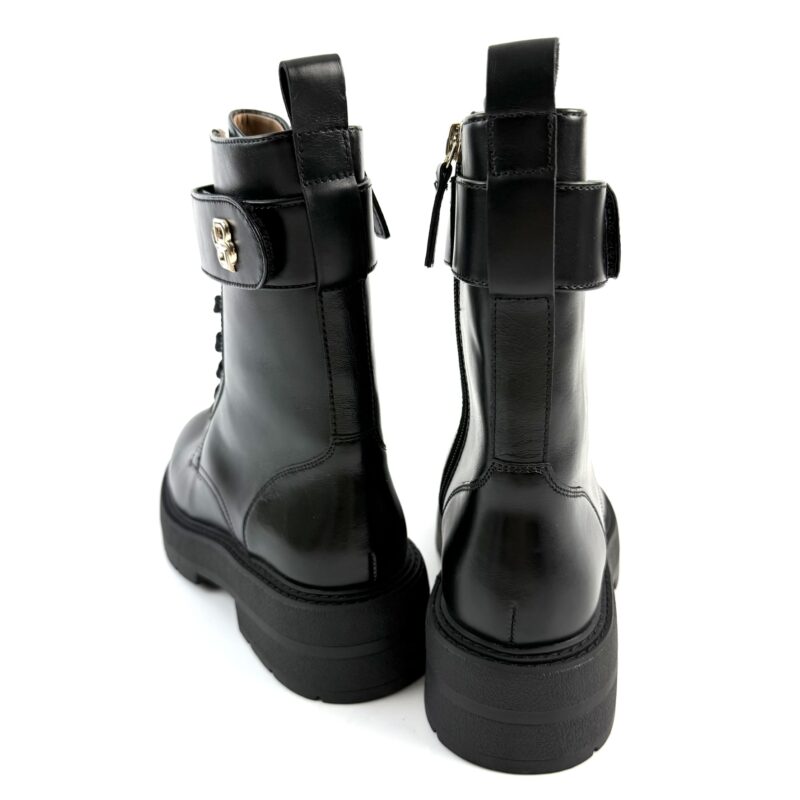 HUGO BOSS - Image 5