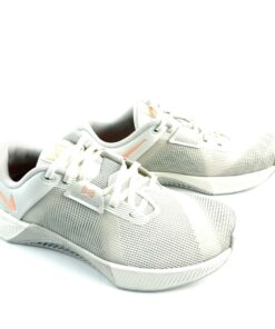Alternative view of NIKE METCON 10