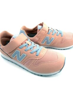 Alternative view of NEW BALANCE