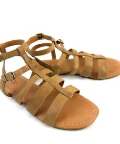 Alternative view of UGG MAHALLA