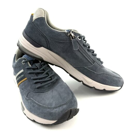 Camel Active