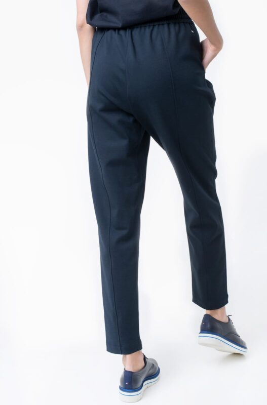 TOMMY HILFIGER KNITTED TAPERED PULL ON - Image 2
